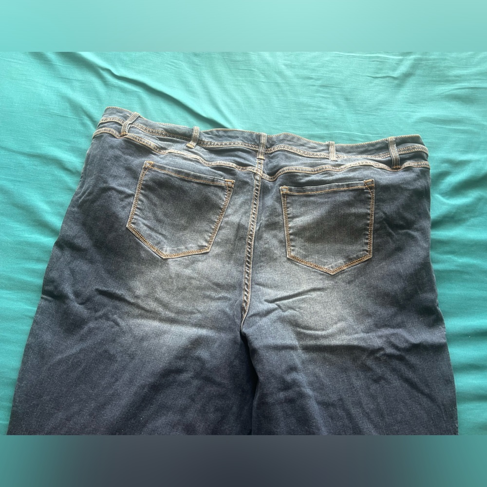 Torrid Size 28 Luxe Slim Boot Jean Mid Wash - Picture 12 of 12